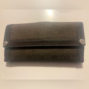 Gucci brown canvas wallet